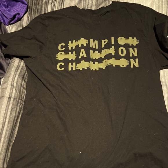 size large men’s champion tshirt - Picture 1 of 2